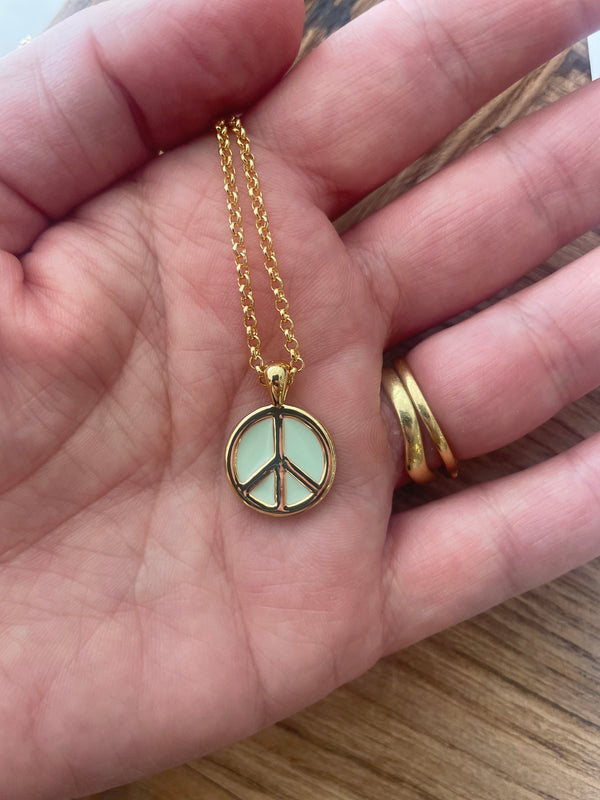 Talis Chains Peace Pendant Necklace in Mint